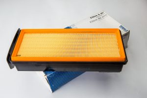 Air filter for F30