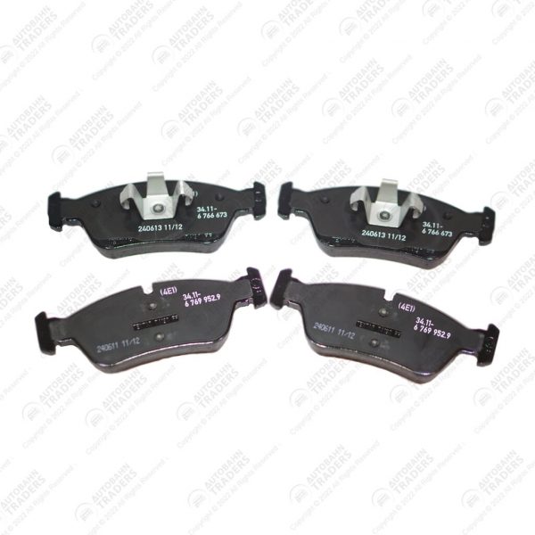 Front Brake Pad Set - Image 4